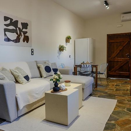 Almond Home Livadia  Eksteriør bilde