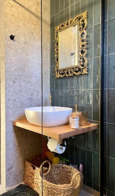 Almond Home Livadia  Eksteriør bilde